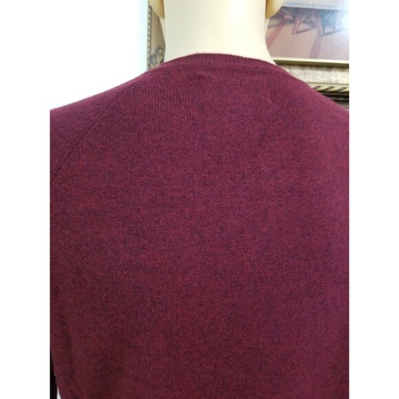 Buttoned Down Men's Sweater Size S 100% Pure Cashmere Burgundy V Neck (16) - Picture 8 of 12